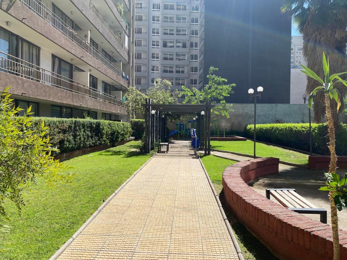 Departamento Av. Portugal Appartamento Santiago del Cile